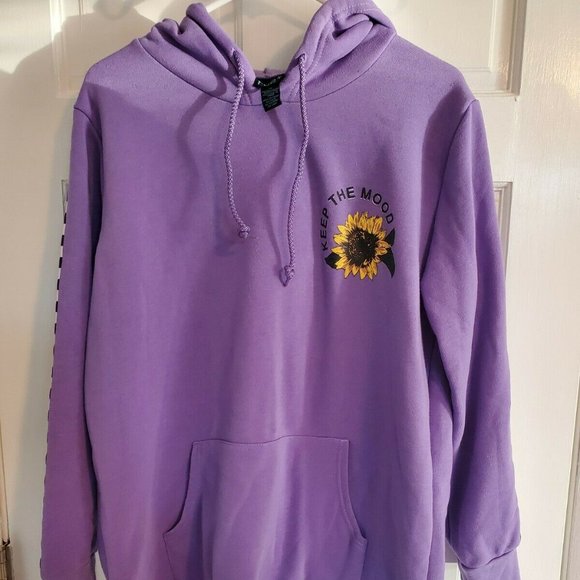 Rue21 Tops - Rue 21 EUC Women's Plus Size 1X Keep the Mood Sunflower Purple Lilac Hoodie